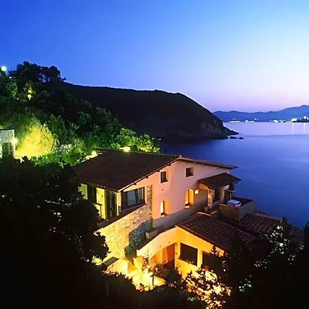 Hotel Cota Quinta Cavo