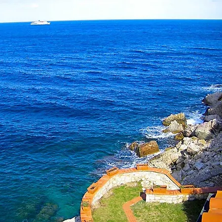 Hotel Cota Quinta Cavo